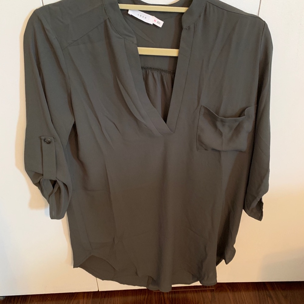 Lush blouse - Picture 2 of 3